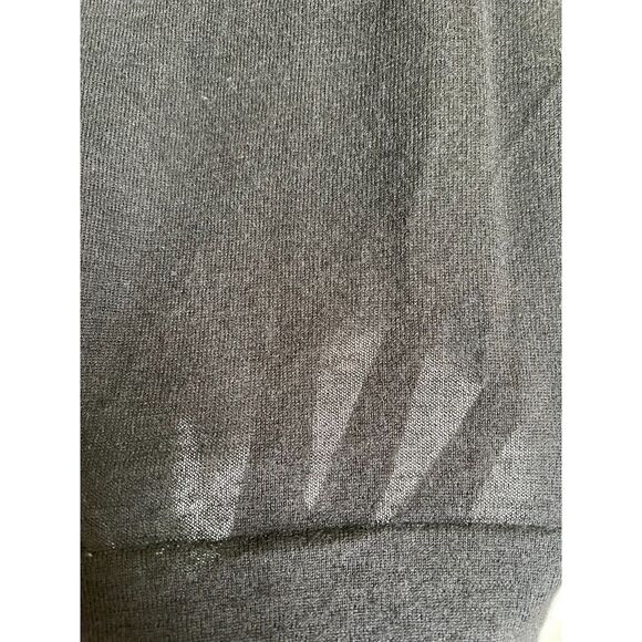 Black Goat 100% Cashmere V - Neck Sleeveless Sweater - Picture 6 of 6